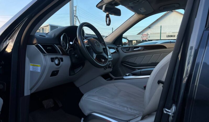 Mercedes-Benz GL-Class 2013 full