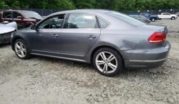 2013 VOLKSWAGEN PASSAT SE full