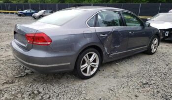 2013 VOLKSWAGEN PASSAT SE full