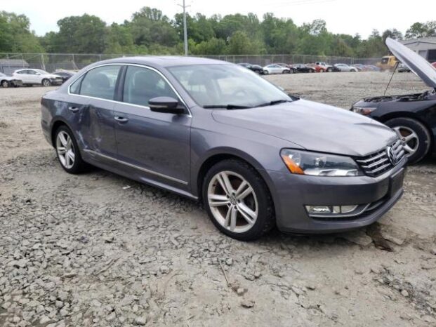 2013 VOLKSWAGEN PASSAT SE full