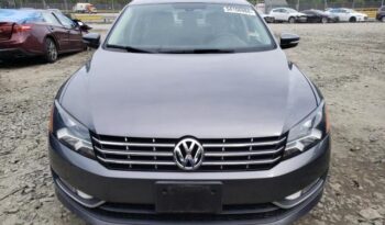 2013 VOLKSWAGEN PASSAT SE full