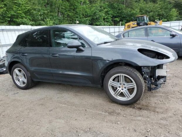 2018 PORSCHE MACAN full