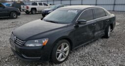2014 VOLKSWAGEN PASSAT SE