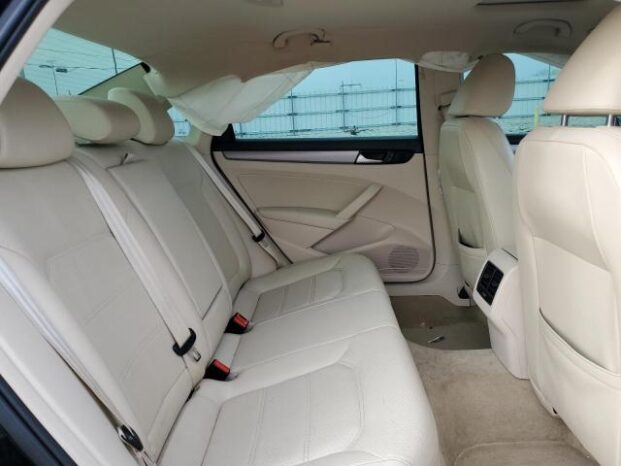 2014 VOLKSWAGEN PASSAT SE full