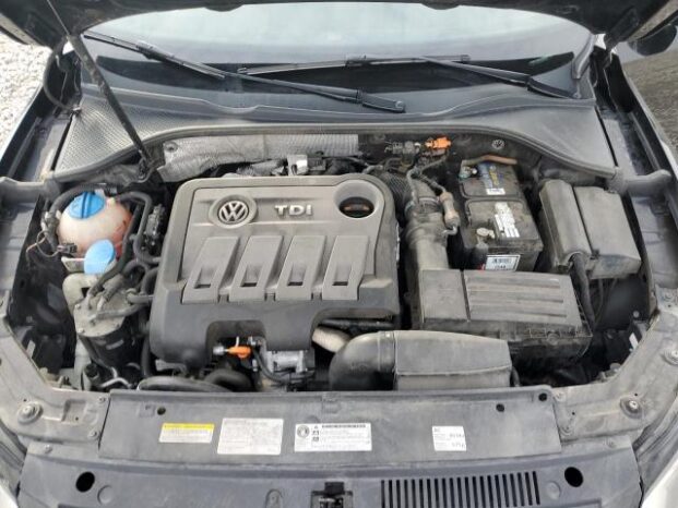 2014 VOLKSWAGEN PASSAT SE full